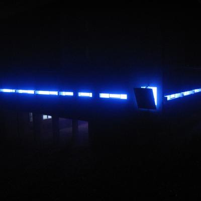 21. Fluo Blue Line 2012 Min